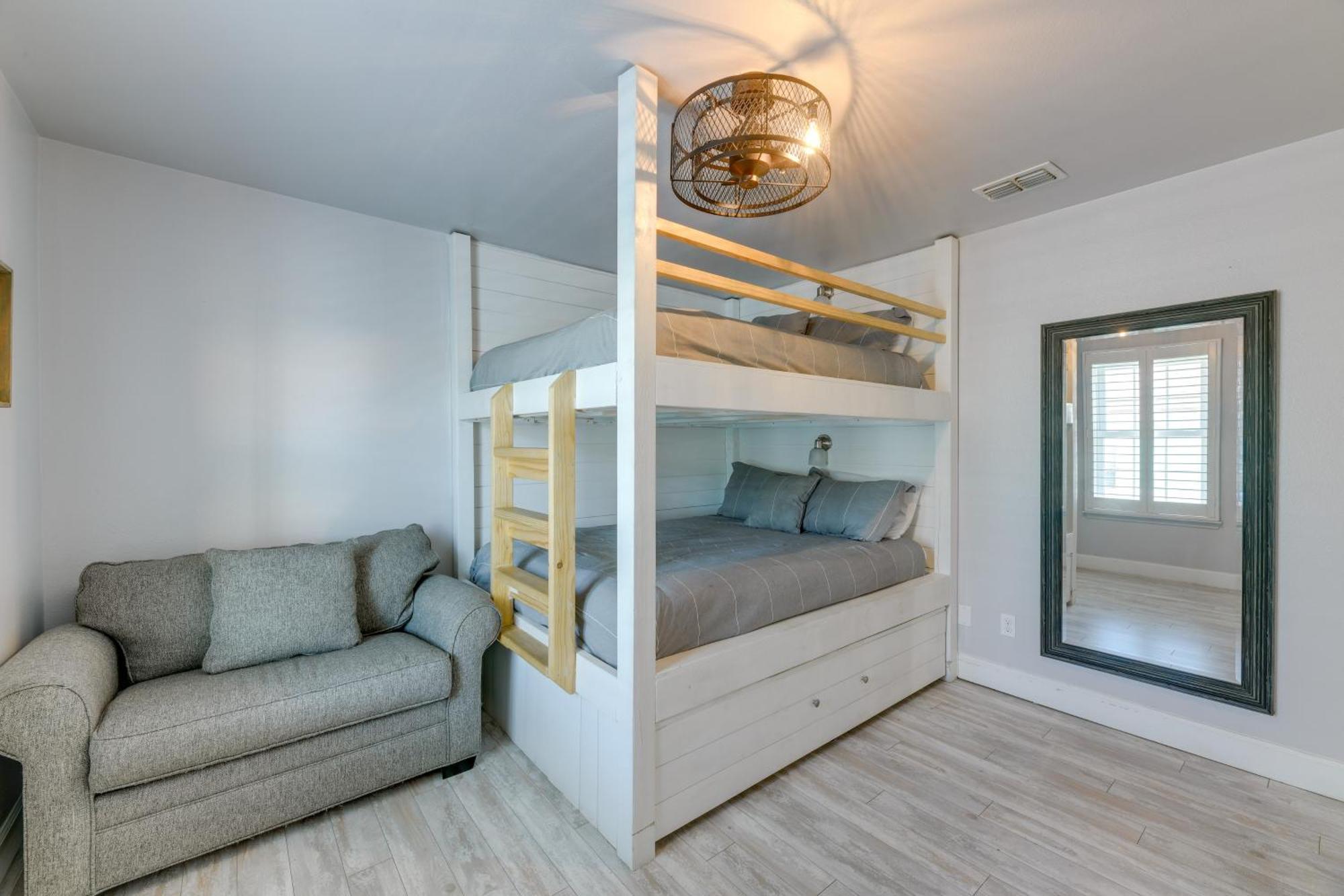 Trendy Port Aransas Home With Private Pool And Deck! Esterno foto